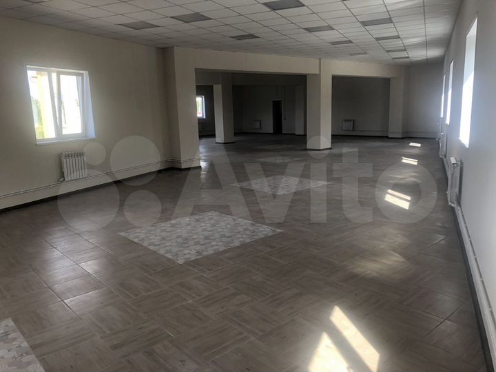 Торговая площадь, 566 м²