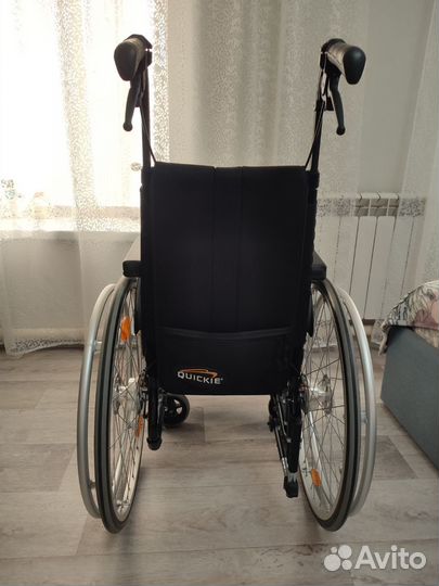 Инвалидная коляска