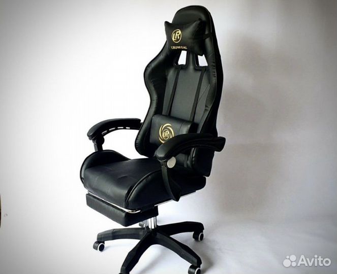 Компьютерное/игровое кресло с подножкой