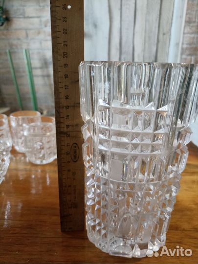 Хрустальная ваза