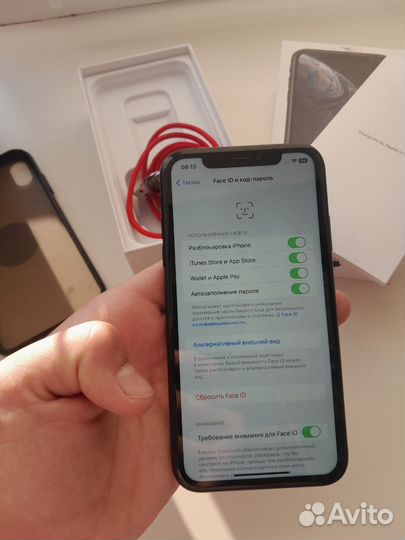 iPhone Xr, 64 ГБ