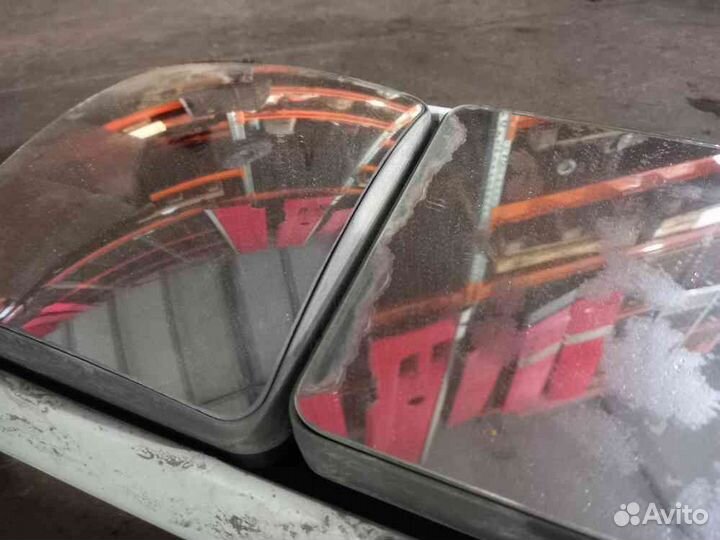 Зеркало Freightliner заднего вида левое в сборе со стойкой