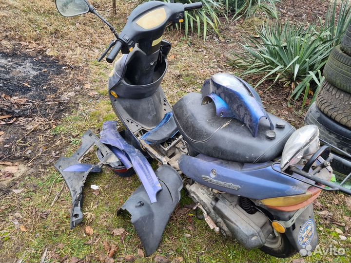 Скутер Jialing JL50QT-10