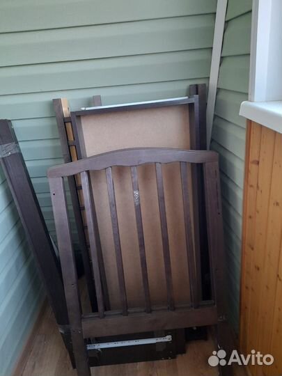 Кровать детская с маятником и ящиком