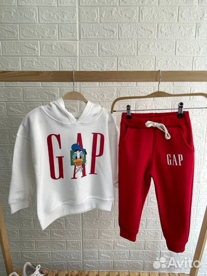 Одежда для девочек и мальчиков