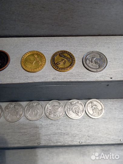 Монеты магазинов