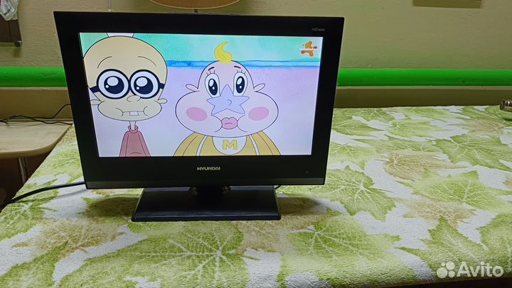 Телевизор hyundai 40см для кухни