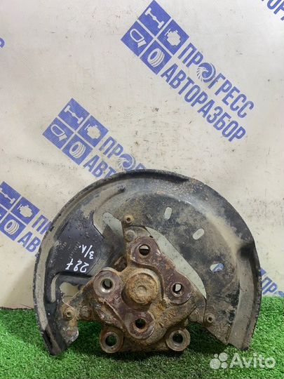 Цапфа задняя левая Renault Fluence седан 1.6 K4M