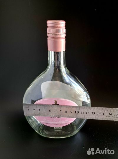 Бутылки стеклянные винные