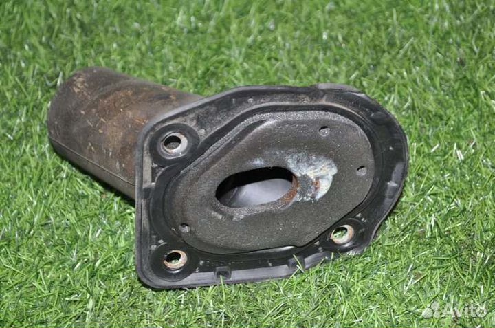 Уплотнитель рулевой колонки Cadillac Escalade