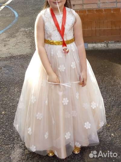 Платье праздничное