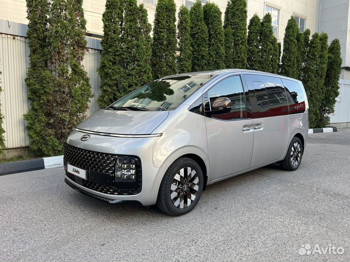 Hyundai Staria, 2021