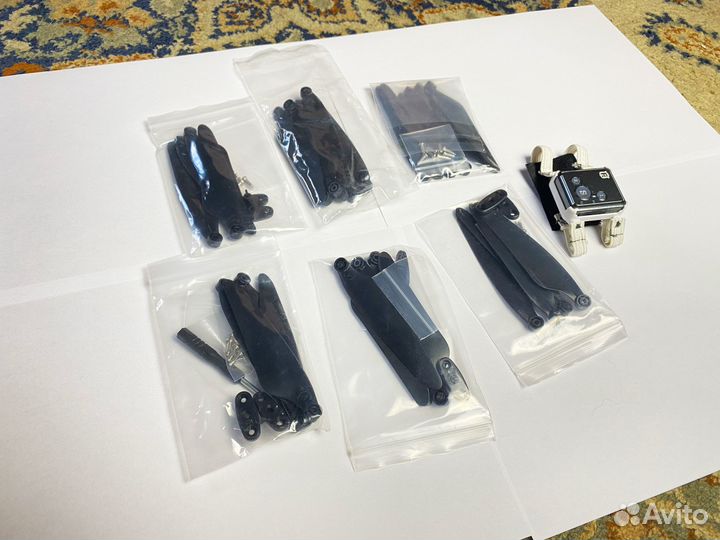 Квадрокоптер Hubsan Zino Pro