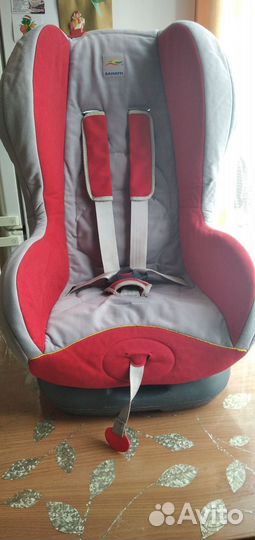 Детское автокресло от 9 до 18 кг