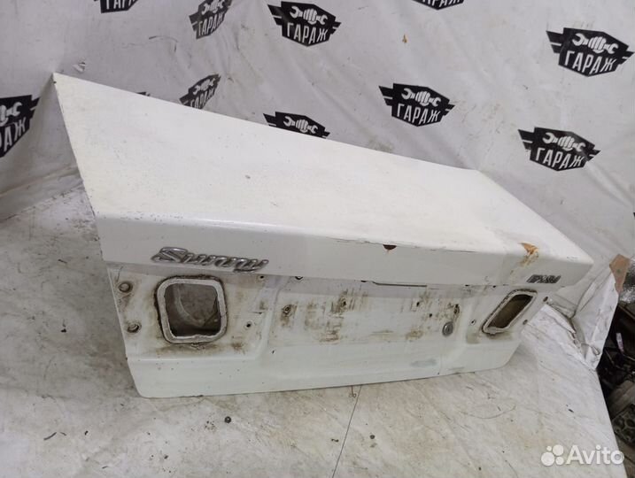 Крышка багажника Nissan Sunny B15