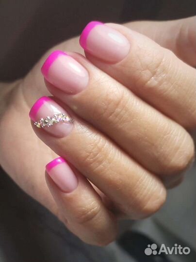 Маникюр, педикюр Рыбацкое