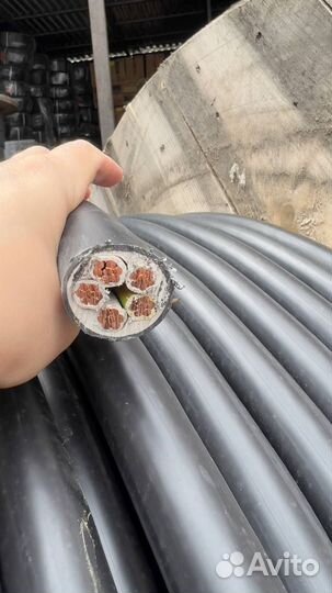 Кабель бронированный