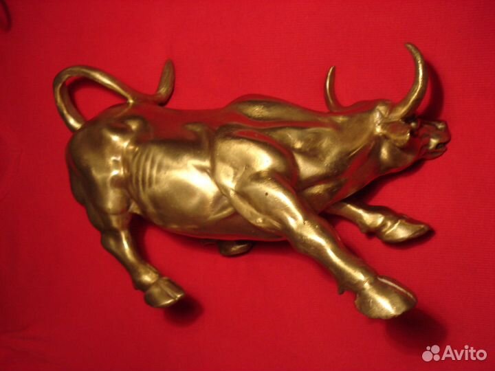 Статуэтка Коммерческий Бык Gold Большой США Банк