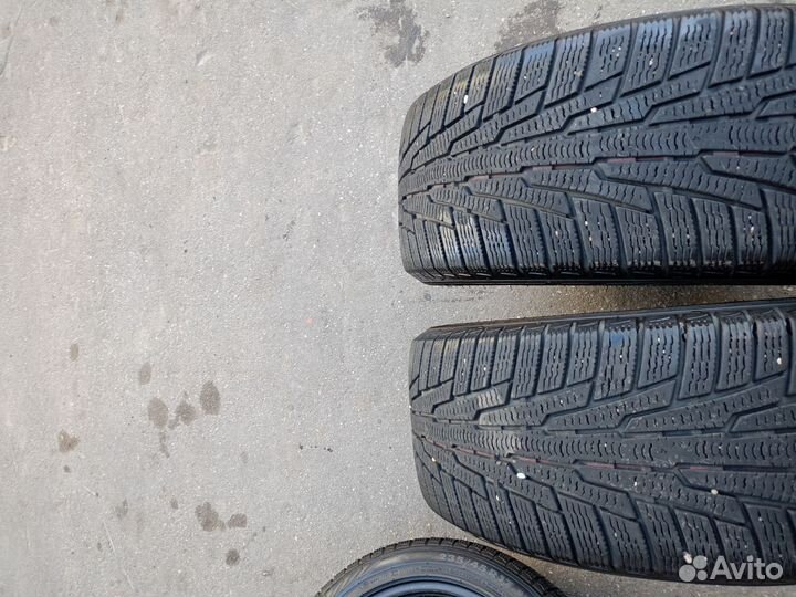 Nokian Tyres Hakkapeliitta R 235/45 R17