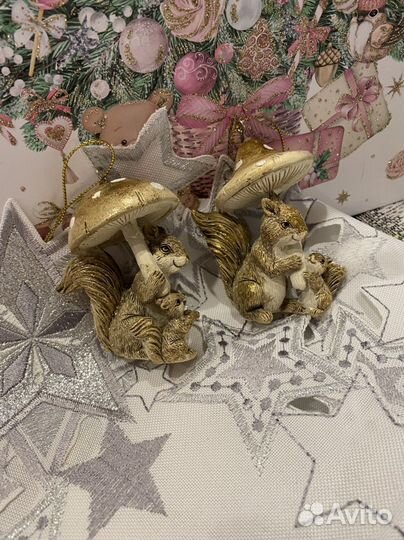 Новогодние елочные игрушки