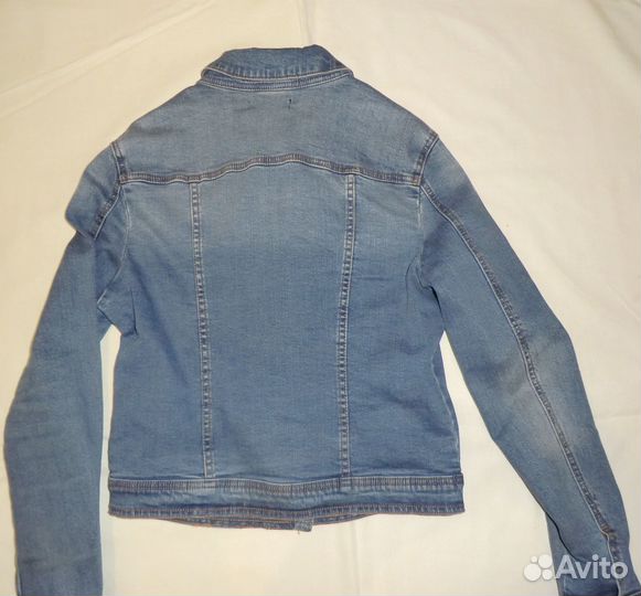 Куртка джинсовая