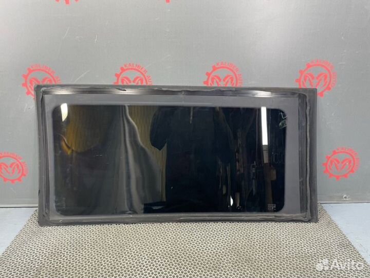 Стекло двери заднее правое Mercedes Benz V-Class