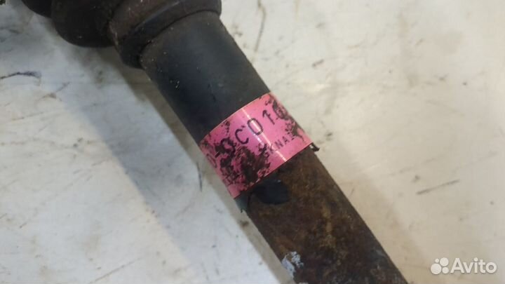 Полуось левая передняя Toyota Tundra