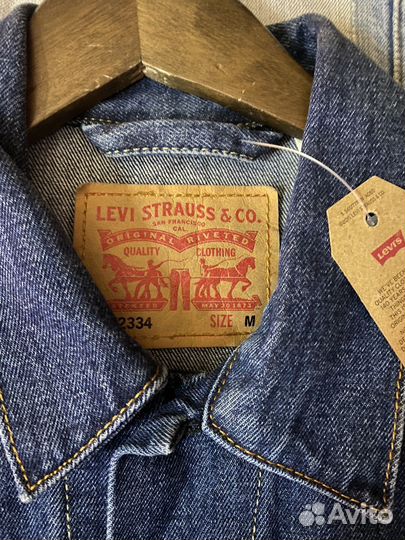 Джинсовая куртка Levi's