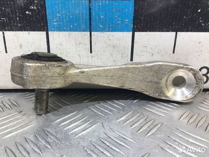 Б/У Стойка переднего стабилизатора правая#001