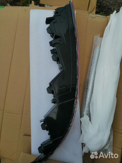 Задний фонарь audi Q7