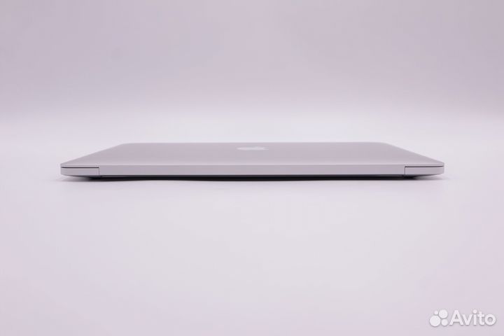 MacBook Pro 13 2022 m2 8gb 512gb