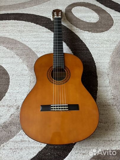 Гитара Yamaha c40