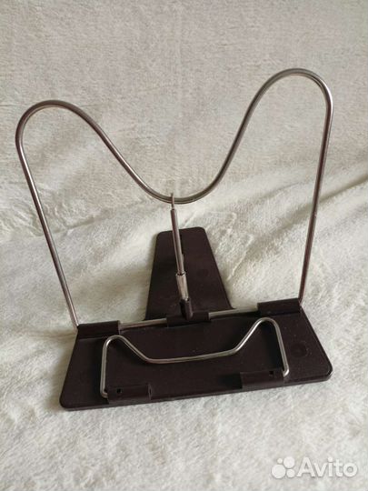 Подставка для книг