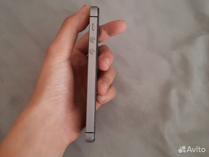 iPhone 5S, 32 ГБ