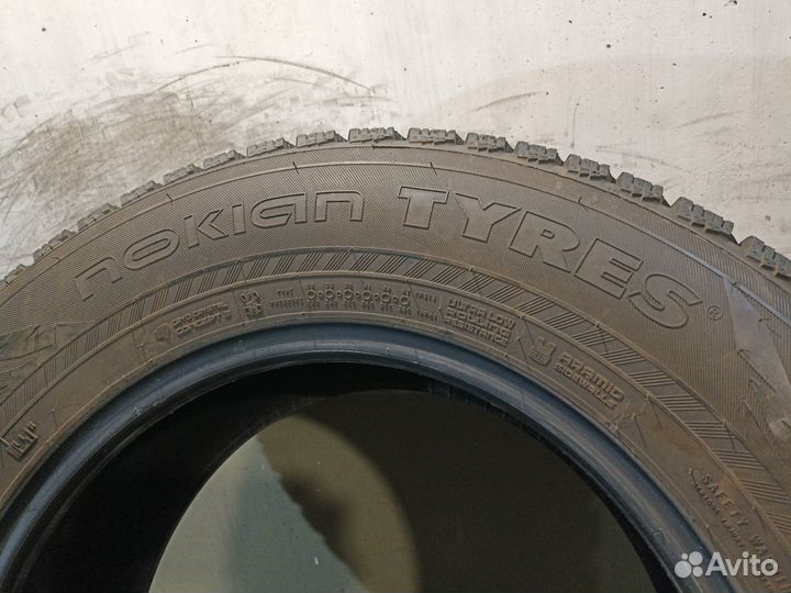 Nokian Tyres Hakkapeliitta R3 SUV 215/70 R16