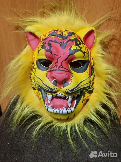 Маска карнавальная