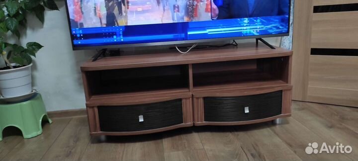 Тумба под телевизор