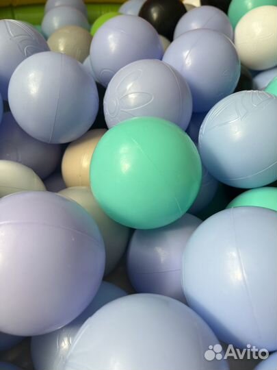 Бассейн с шариками