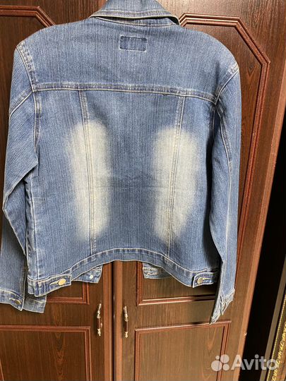 Джинсовая куртка женская 46 размер