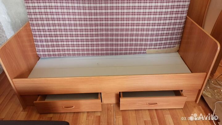 Детская кровать от 3 лет с матрасом бу