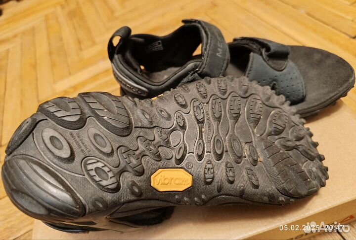 Сандалии детские для мальчиков 35