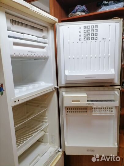 Холодильник stinol