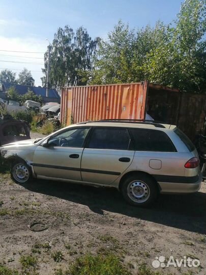 Запчасти б/у Toyota Avensis универсал 1.8 (1ZZ-FE)