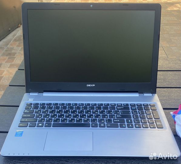 Ноутбук Dexp