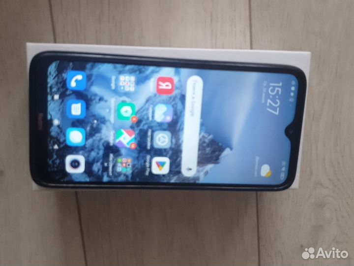 Xiaomi Redmi 8, 3/32 ГБ