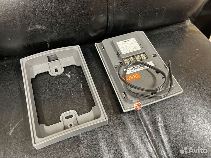 Вызывная панель видеодомофона Commax DRC-4L