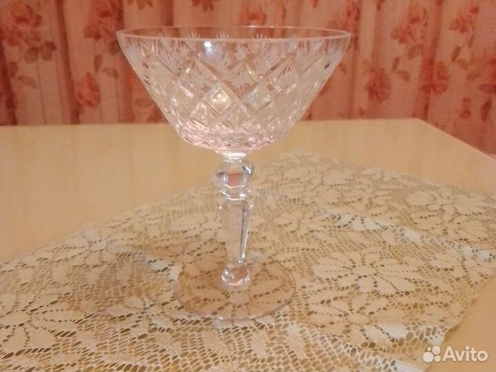 Вазочка на ножке. Хрусталь.ссср