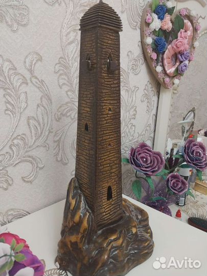 Скульптура башни