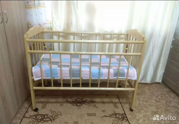 Детская кроватка Новая