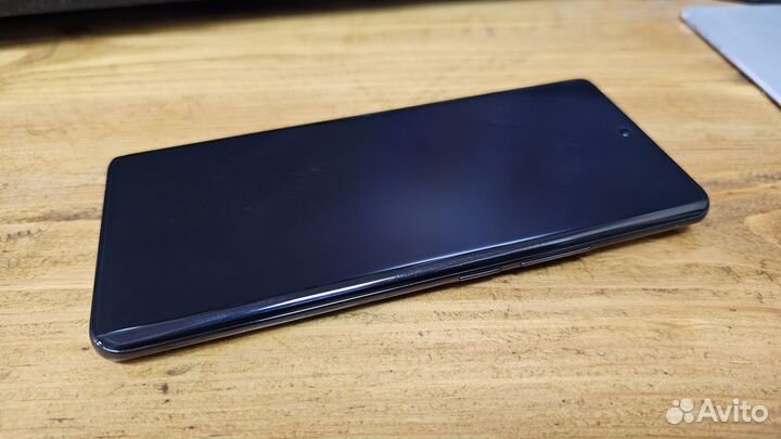 Смартфон realme 11 Pro 8/256Gb на гарантии